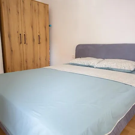 East Side Lejlighed *